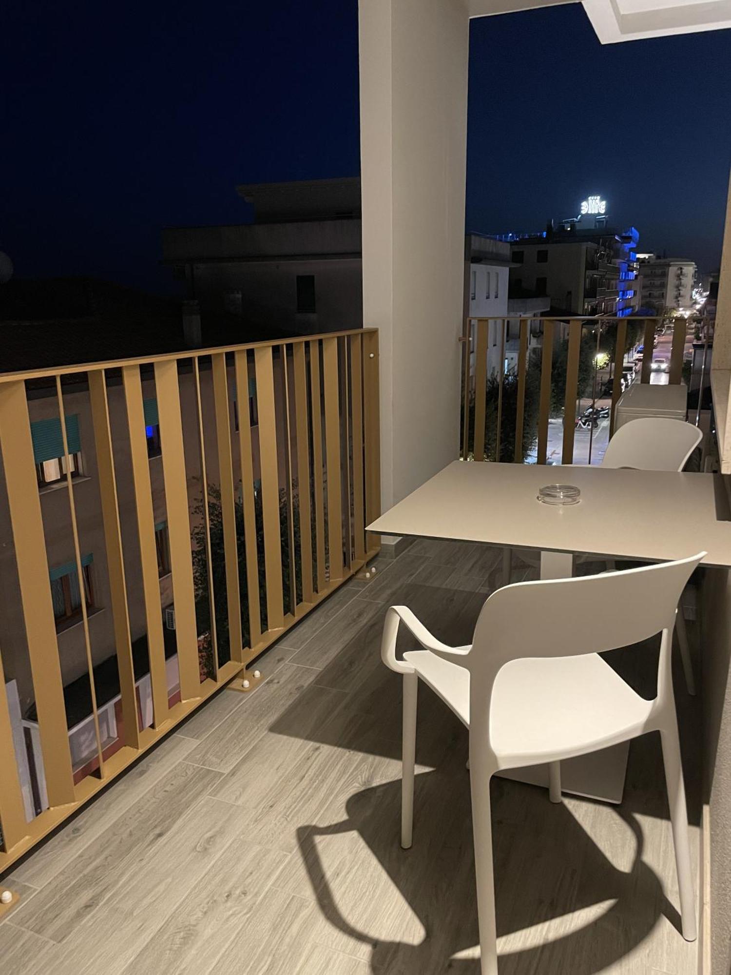 Mar60 Apartments Каорле Екстериор снимка